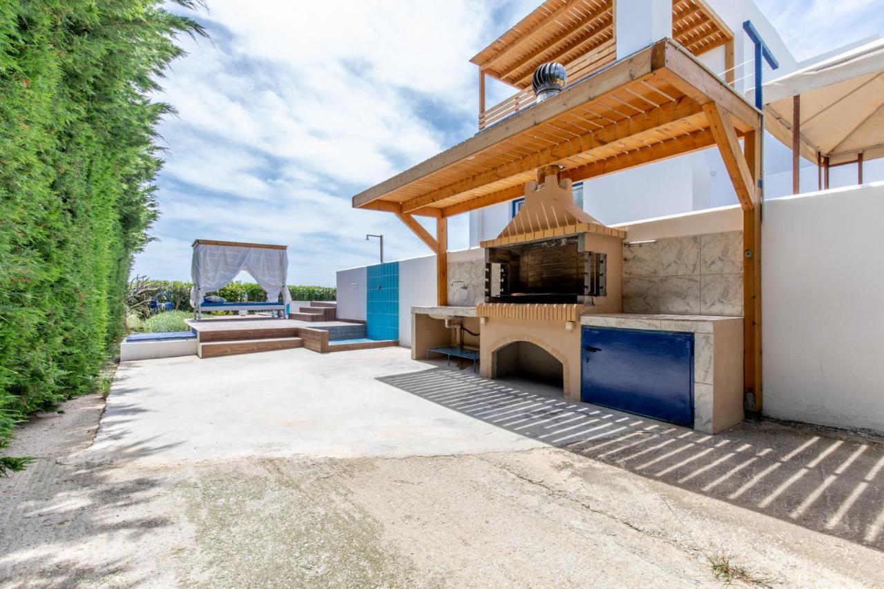 White Blue Villa Lakhania Ngoại thất bức ảnh