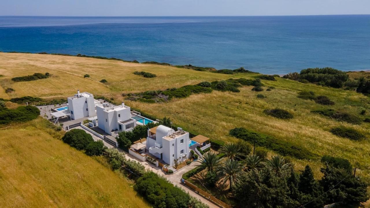 White Blue Villa Lakhania Ngoại thất bức ảnh